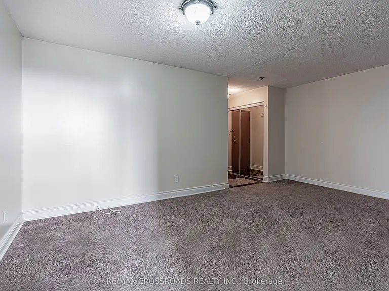 88 Corporate Dr #1714 — Photo 13