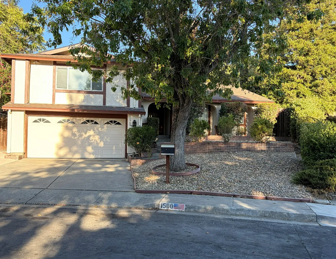 3 bed, 2.5 bath, 1542 sqft, $3,800 — Photo 1
