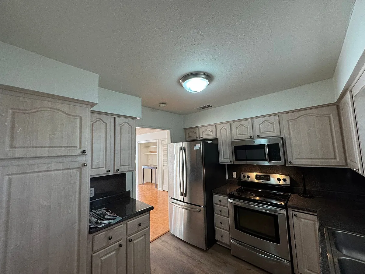 Building Photo - 6552 Chicory Ct