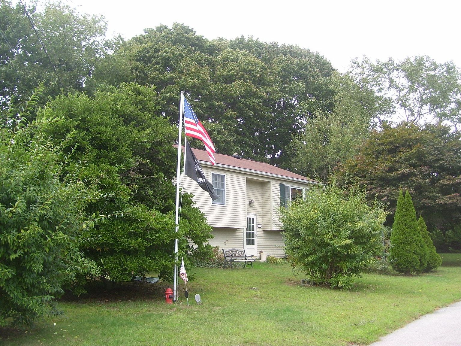 17 Pennsylvania Ave, Jamestown, RI 02835 Zillow