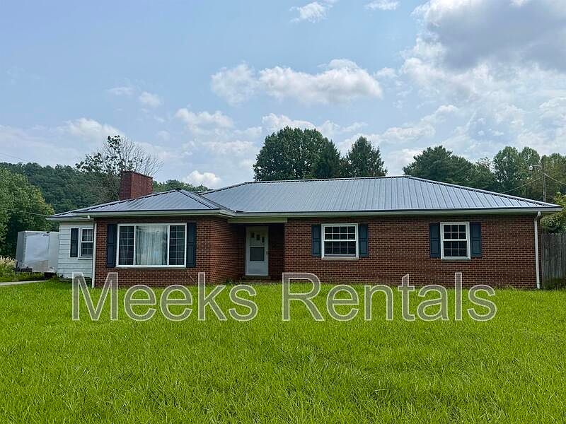 1st image of 3421 Teays Valley Rd