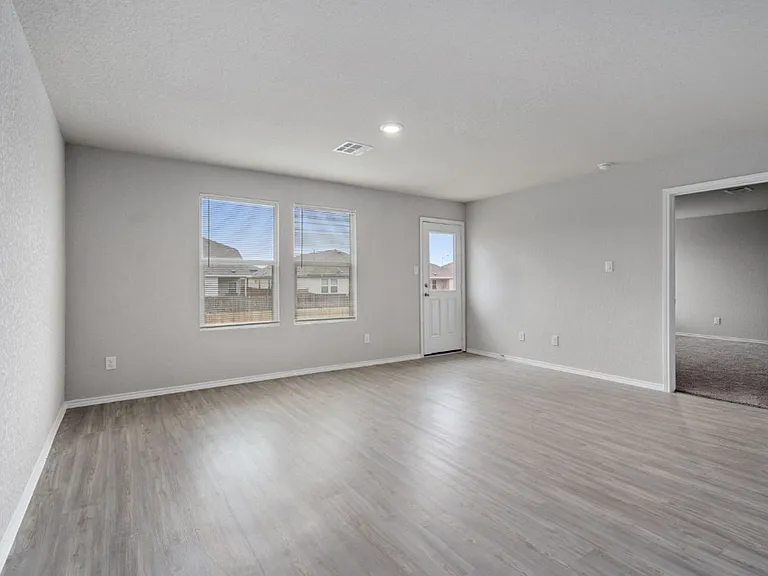 542 Blue Stem Rd — Photo 10
