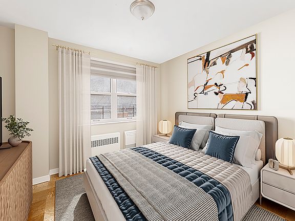 4th image of 170 W 23rd St APT 2V