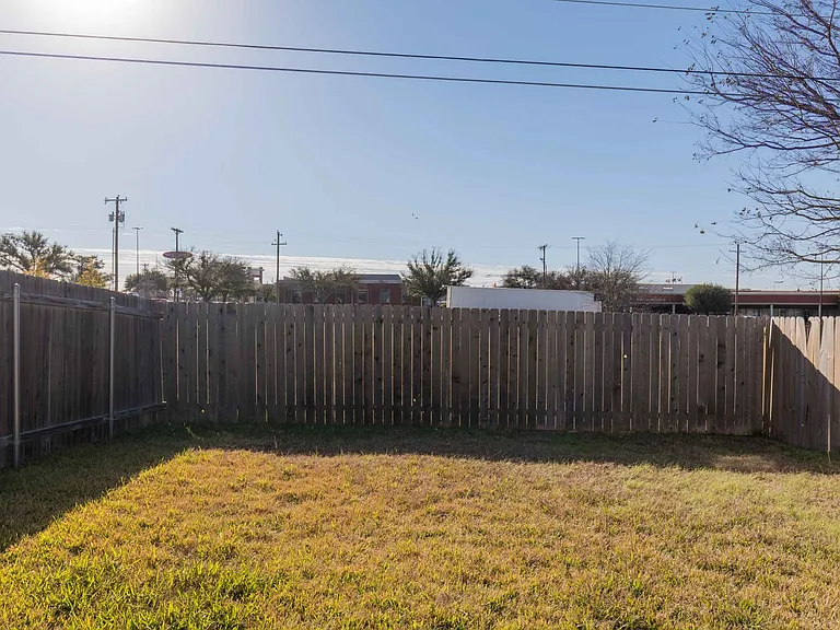 319 Rawhide Loop — Photo 30