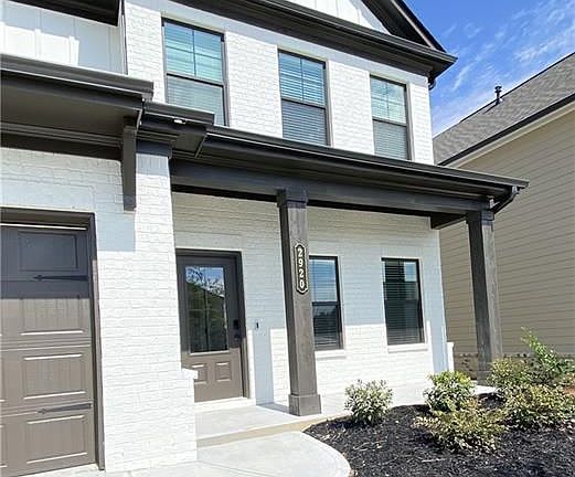 2nd image of 2920 Westgate Park Dr