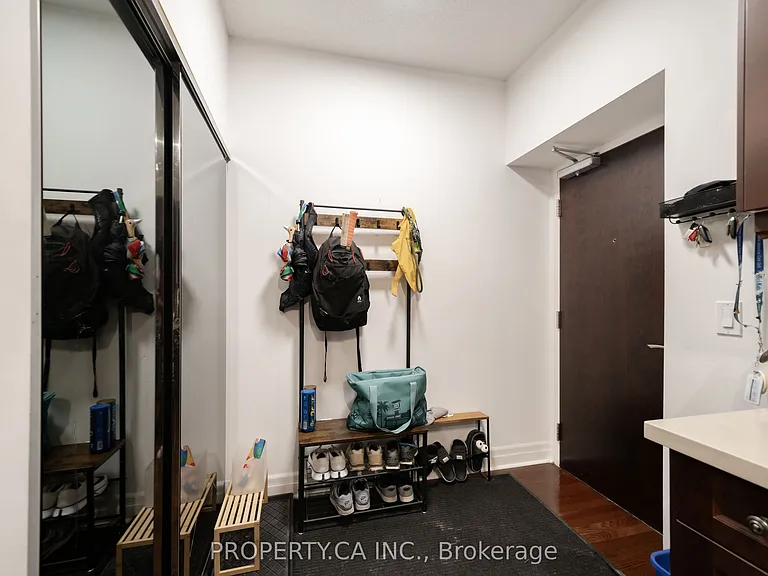35 Balmuto St #1804 — Photo 3