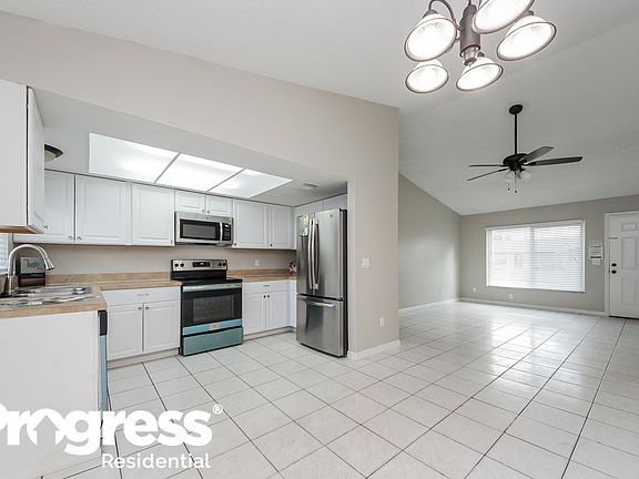 4th image of 851 Alabama Woods Ln