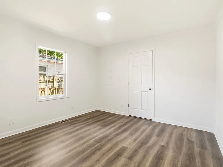 707 Blair St — Photo 13