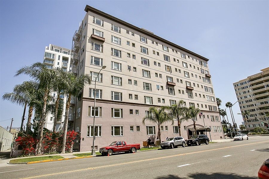 1st image of 10 Atlantic Ave Unit 212