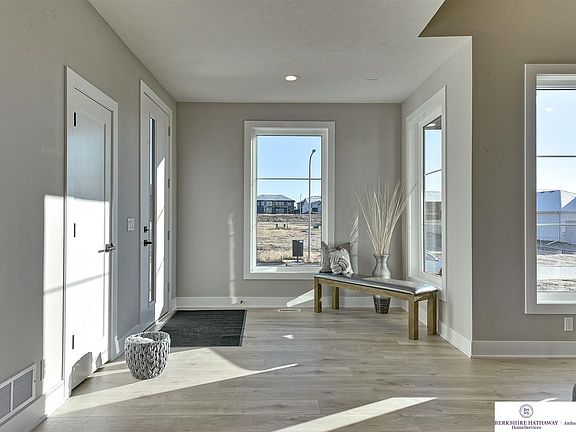 5th image of 3102 N 184th St