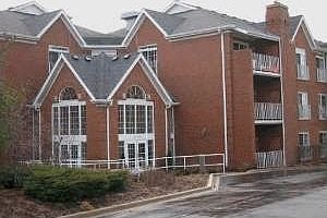 1st image of 165 Hunt Club Dr