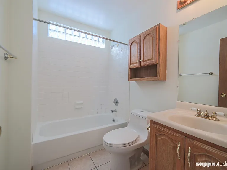 2705 Laurel Ct — Photo 11