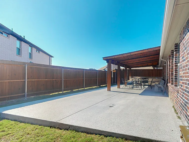 3111 Northpoint Dr — Photo 18