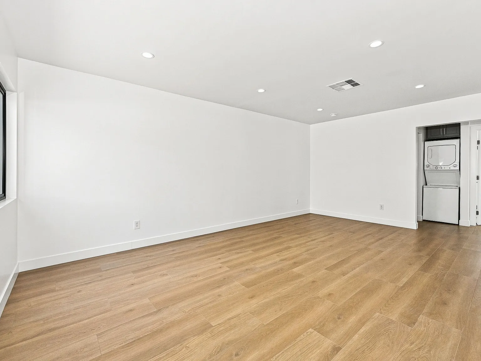 18741 Covello St. Reseda, CA 91335 — Photo 4