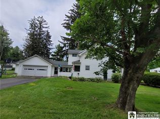 59 Fairmount Ave, Lakewood, NY 14750