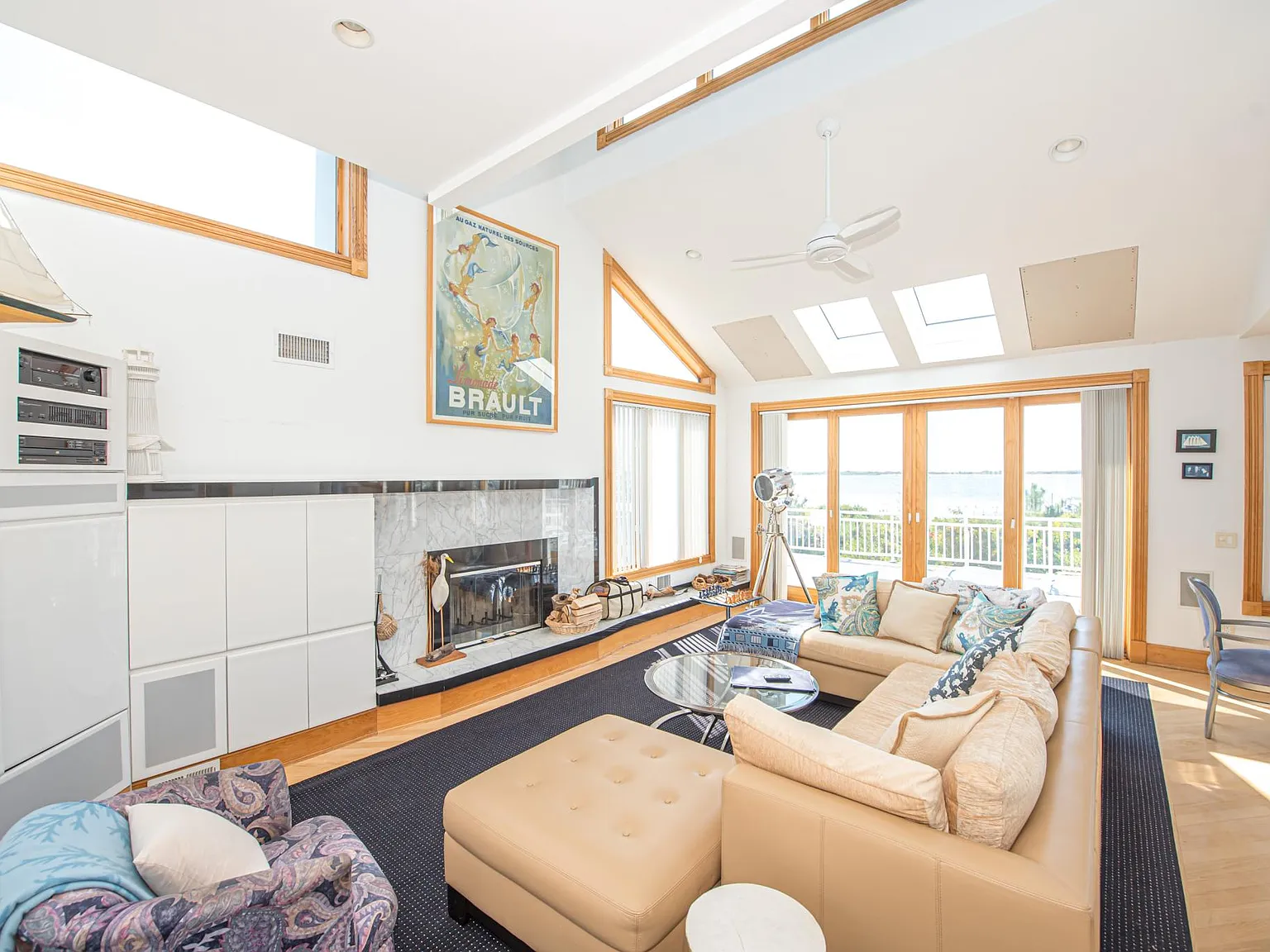 Hawser Dr, Oak Beach — Photo 4