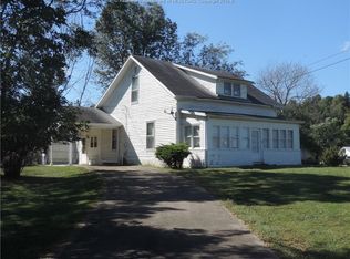 101 Ravenswood Pike, Ripley, WV 25271