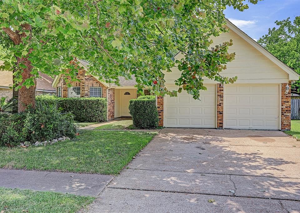 1st image of 3010 Warbler Ln