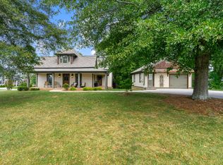 1130 W Shadburn Ave, Buford, GA 30518