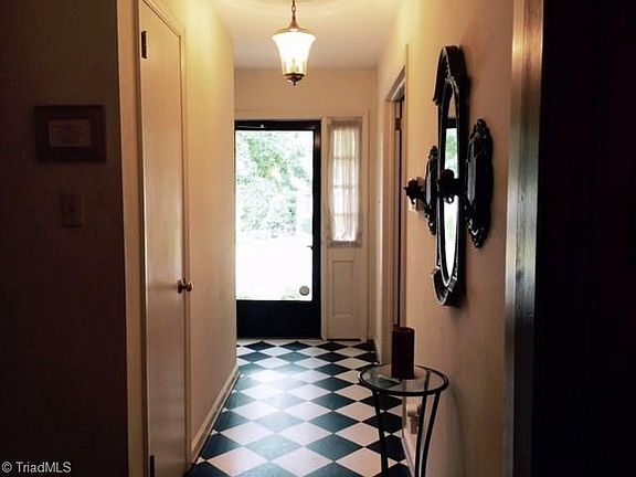 2nd image of 1704 Gracewood Dr