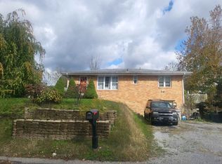 249 Willett Rd, Glenshaw, PA 15116