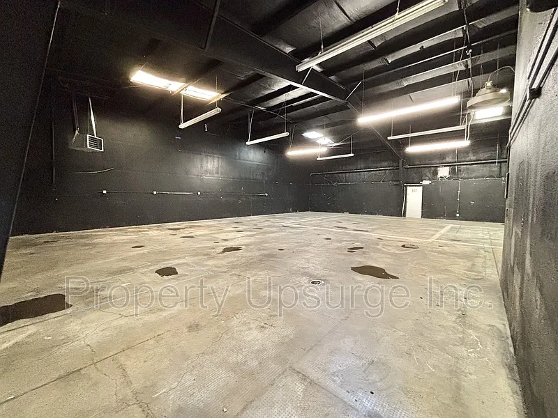 Studio, 1.0 bath, 3188 sqft, $2,195 — Photo 2