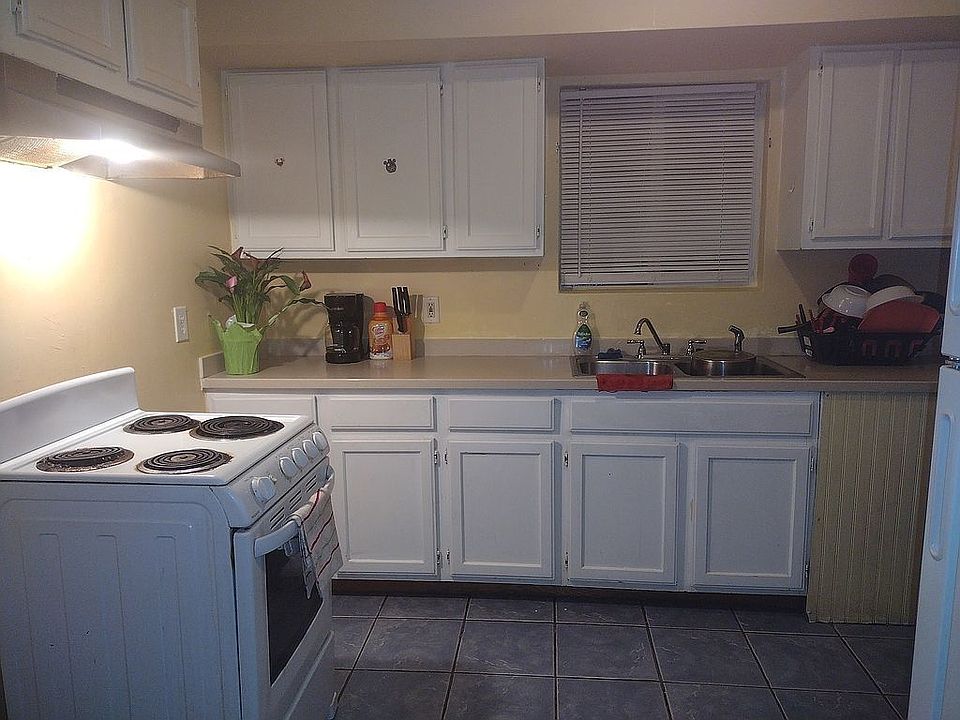 1st image of 840 A Ave