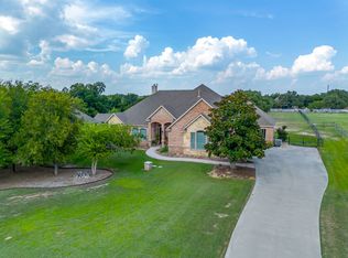 13041 Stacey Valley Dr, Azle, TX 76020