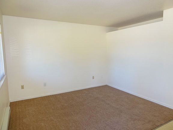 3rd image of 12635 Lincoln Ave SW APT 2