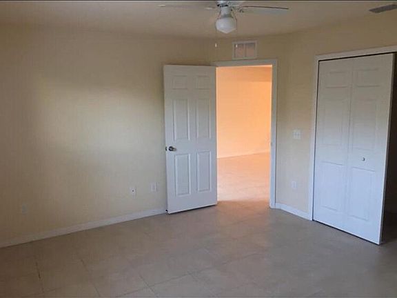 3rd image of 1322 SE 8th Pl