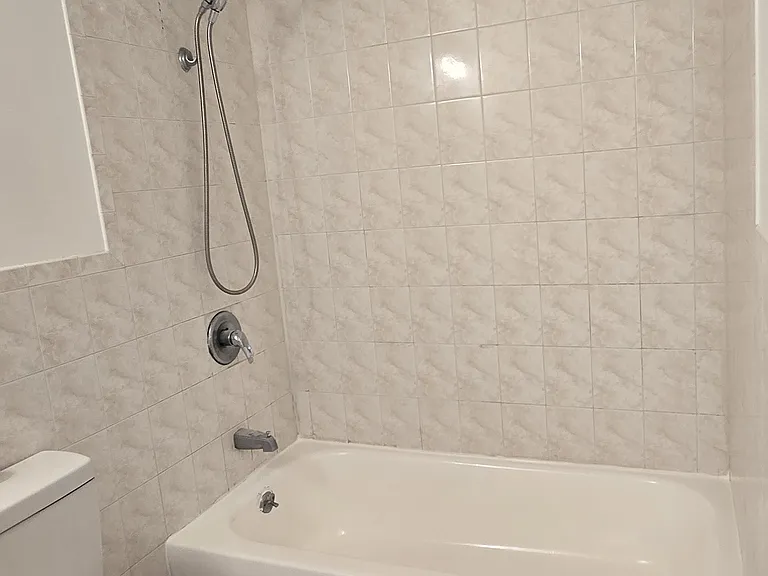 12 Bergen Ave #1 — Photo 7