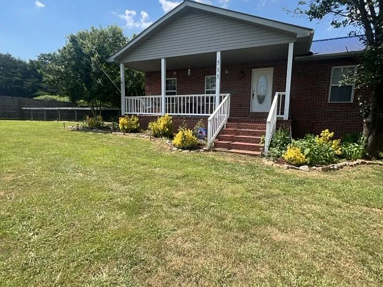 515 Willis Martin Rd — Photo 17