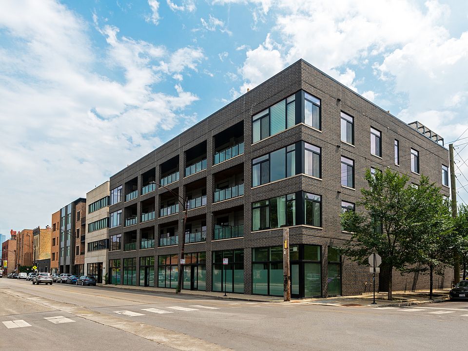 1st image of 469 N Paulina St #402