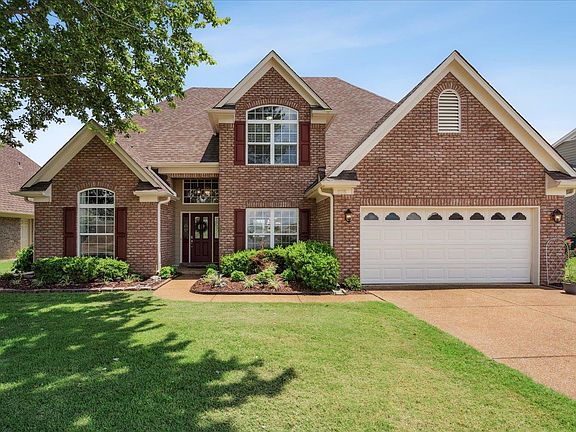 5th image of 225 Fairoaks Dr
