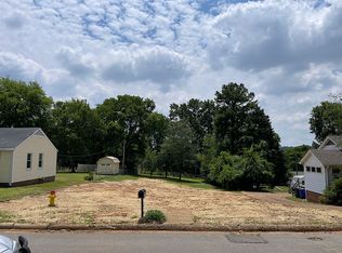 213 Bluff St, Florence, AL 35630