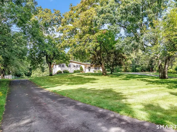 10 Lombard Drive, Prospect, CT 06712