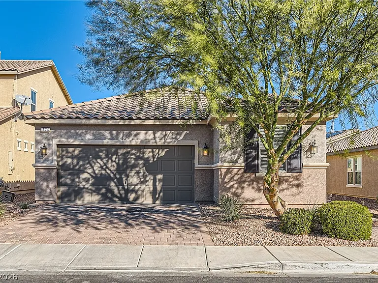 974 Spiracle Ave — Photo 1