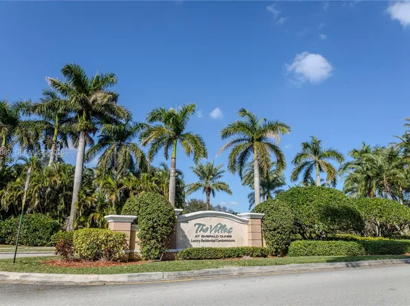 6386 Emerald Dunes Dr APT 102, West Palm Beach, FL 33411