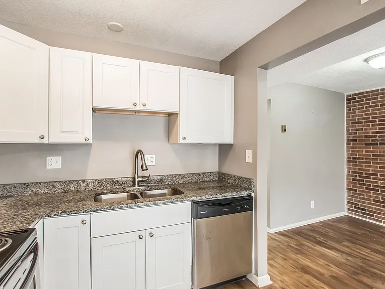 3739 Wyandotte St #116-1 — Photo 13