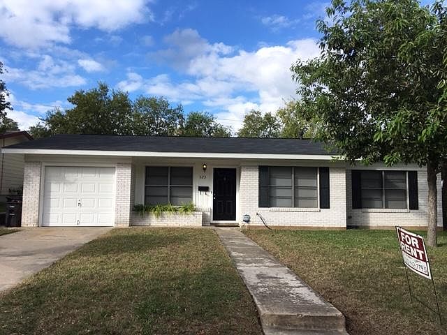 1st image of 523 Stockton Dr