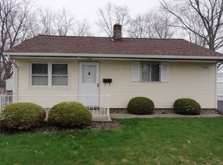 7489 Oregon Trl, Boardman, OH 44512