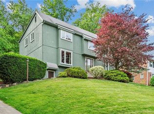 471 Manordale Rd, Pittsburgh, PA 15241