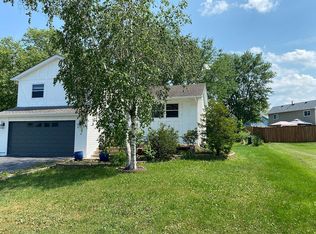 2985 Fox Hill Rd, Aurora, IL 60504