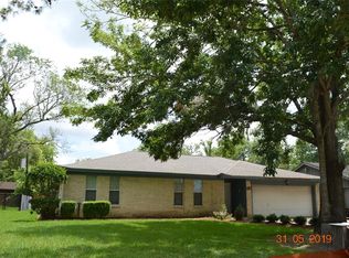 421 Quail Run Dr, Richwood, TX 77531