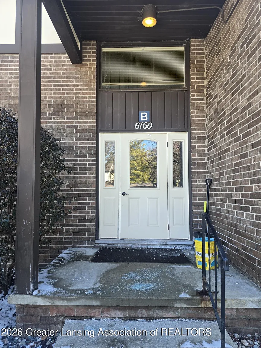 6160 Innkeepers Ct APT 56 photo 1