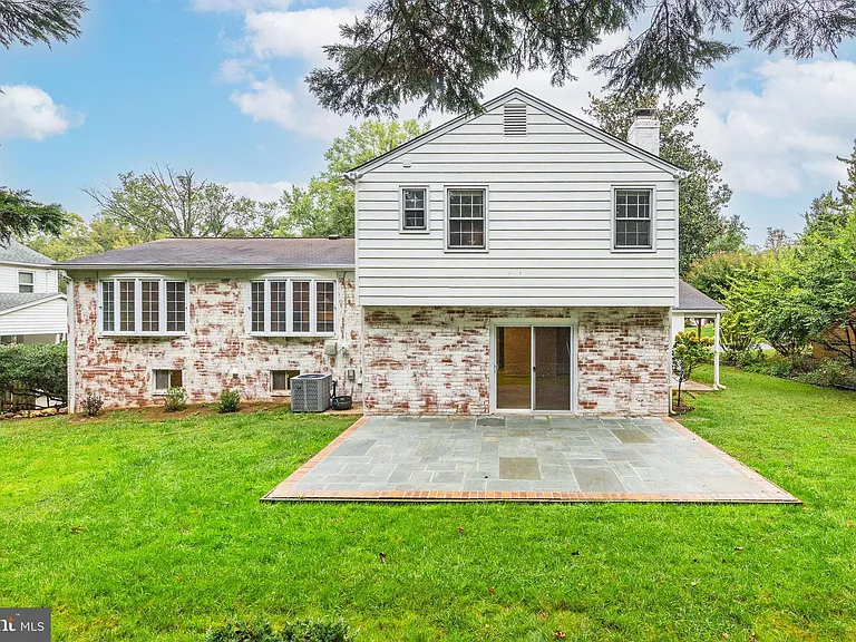 615 Smallwood Rd — Photo 41