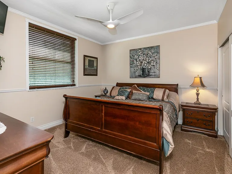 1064 SW Pigeon Plum Way — Photo 21