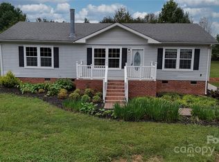 821 Hephzibah Church Rd, Crouse, NC 28033