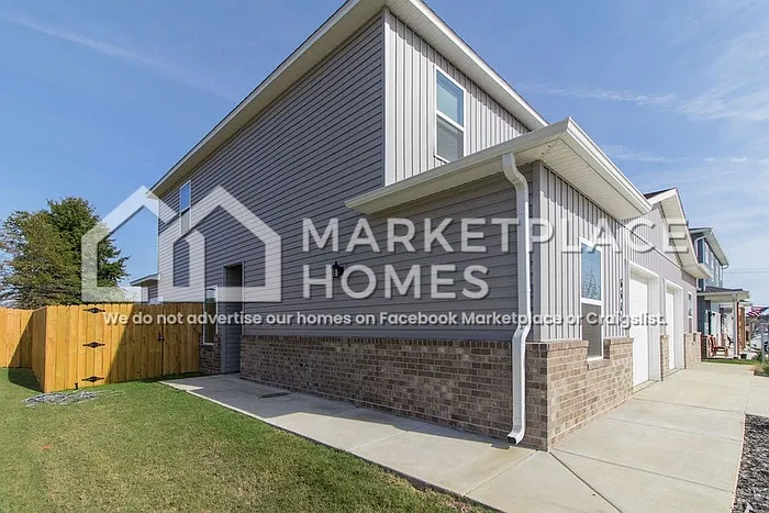 3 bed, 3.0 bath, 1430 sqft, $1,530 — Photo 2