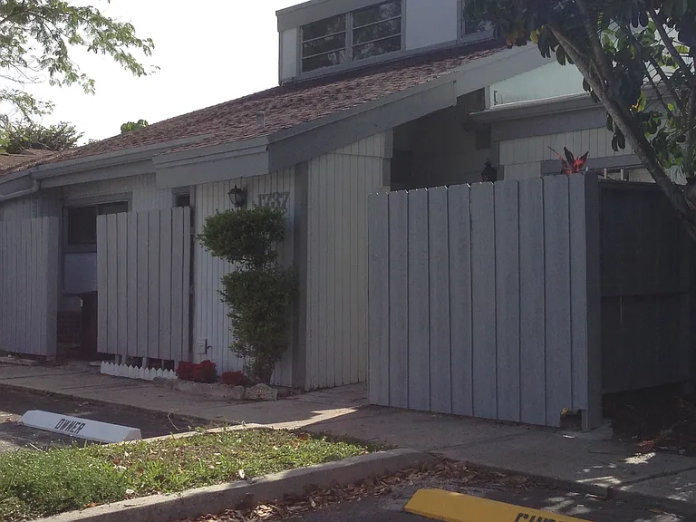 1737 NW 73rd Ave — Photo 19